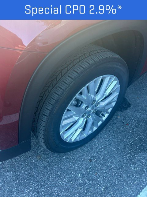 Certified 2026 GMC Acadia Elevation w/ Elevation Premium Package FWD image 2