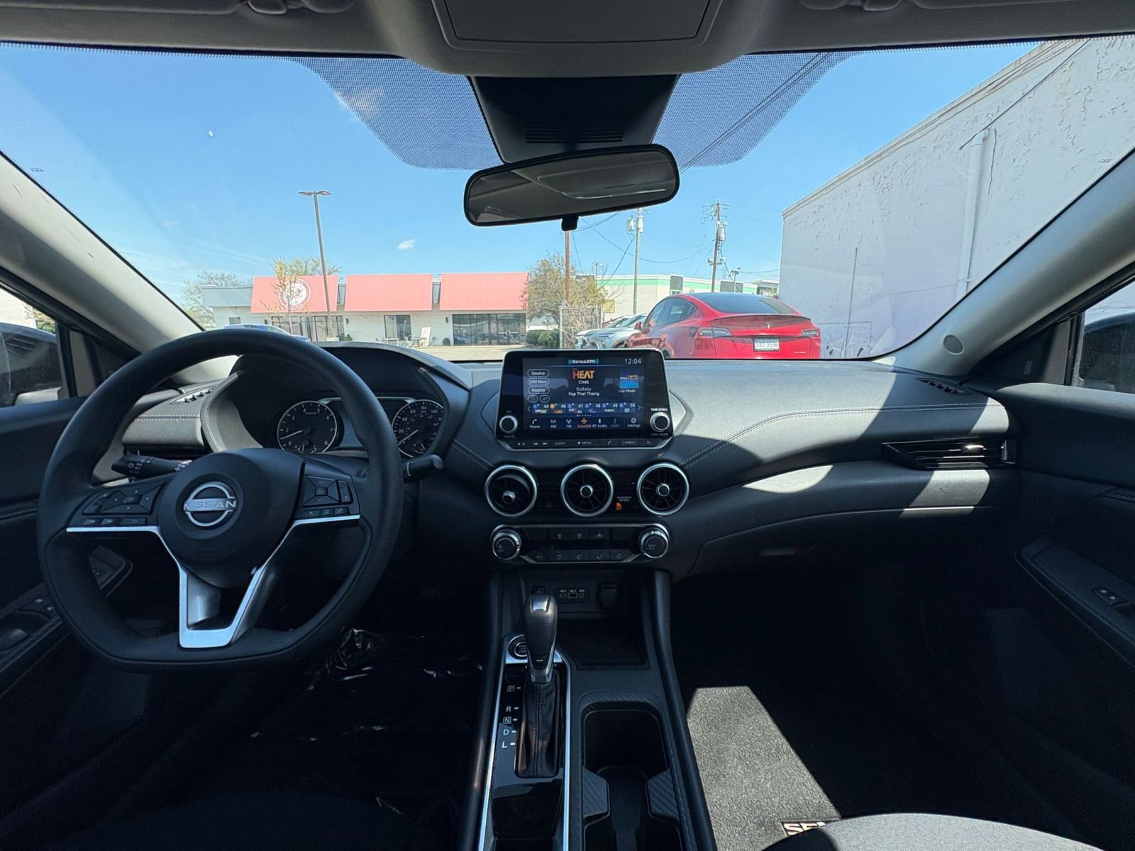 Used 2025 Nissan Sentra SV FWD image 31