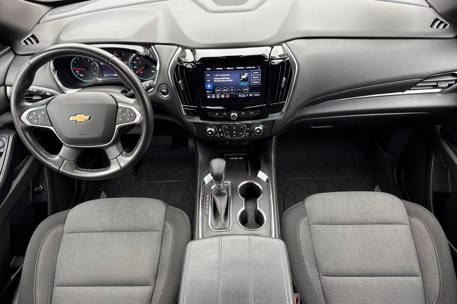 Certified 2022 Chevrolet Traverse LT w/ LPO, Floor Liner Package image 14