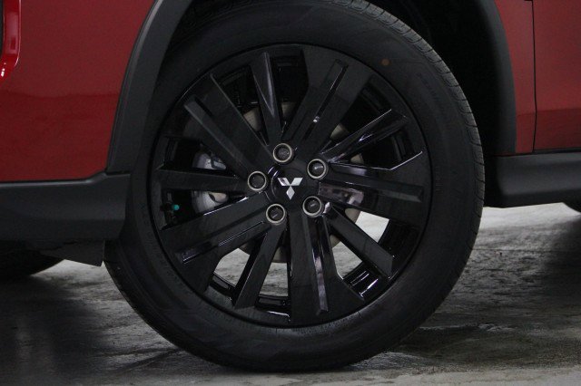 New 2026 Mitsubishi Outlander Sport LE AWD/4WD image 3