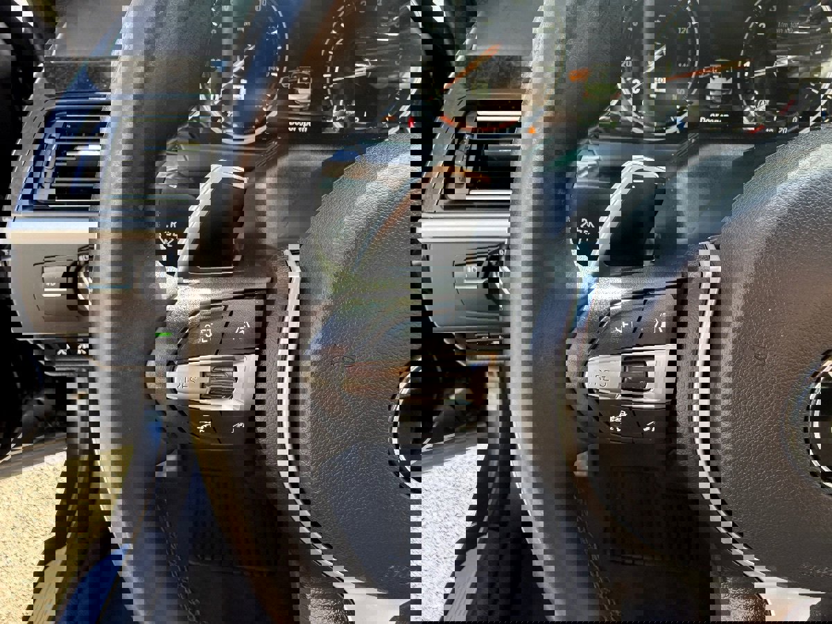 Used 2017 BMW 650i Convertible RWD image 20