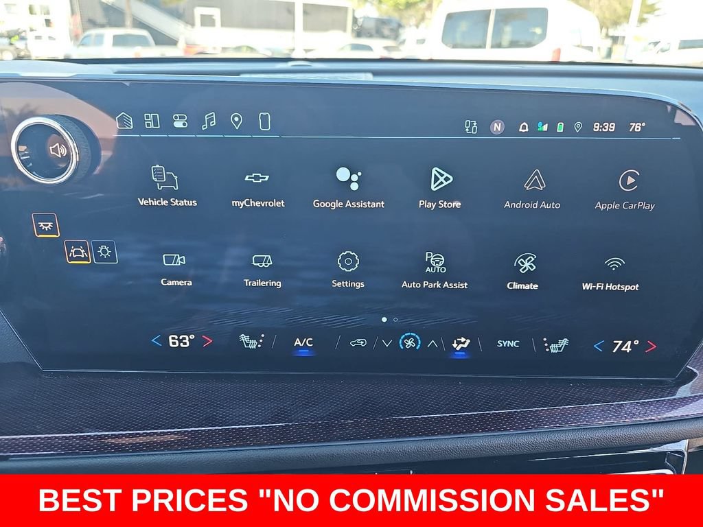 Used 2024 Chevrolet Traverse Z71 w/ Enhanced Driving Package AWD/4WD image 23