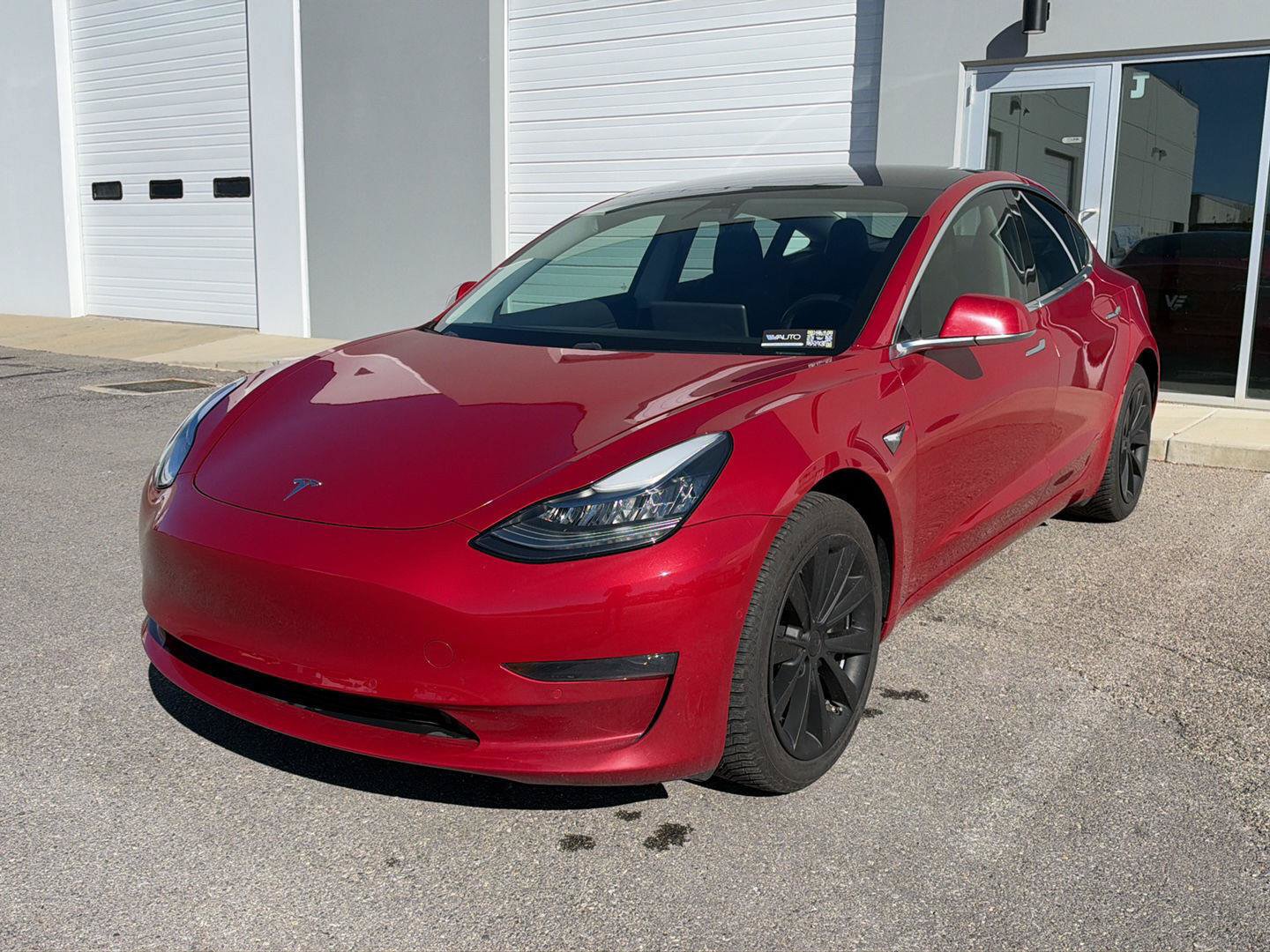 Used 2018 Tesla Model 3 Long Range AWD/4WD image 3