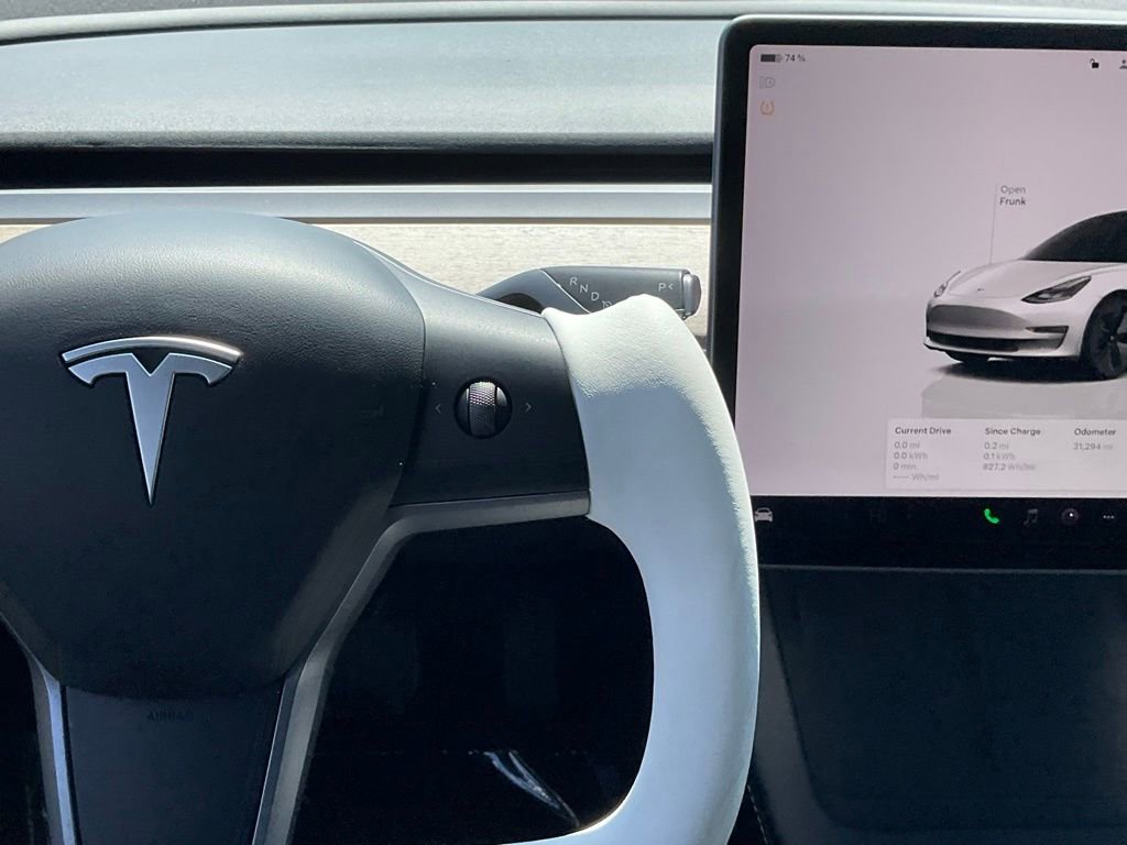 Used 2023 Tesla Model 3 Standard Range image 42