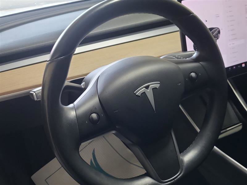 Used 2019 Tesla Model 3 Long Range image 3