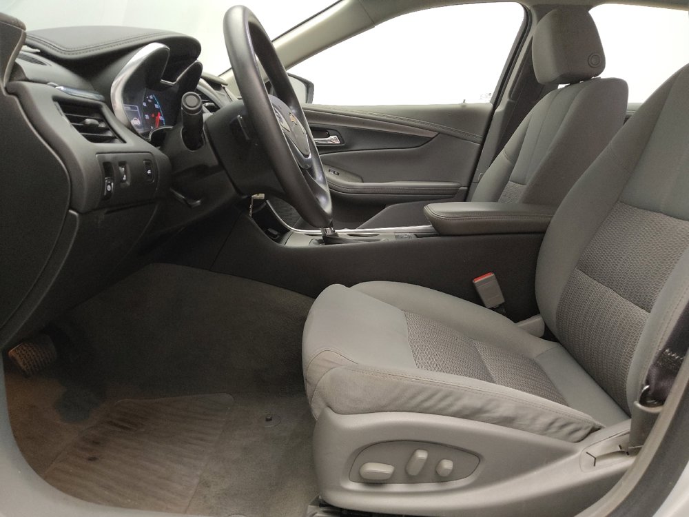Used 2017 Chevrolet Impala LS FWD image 17