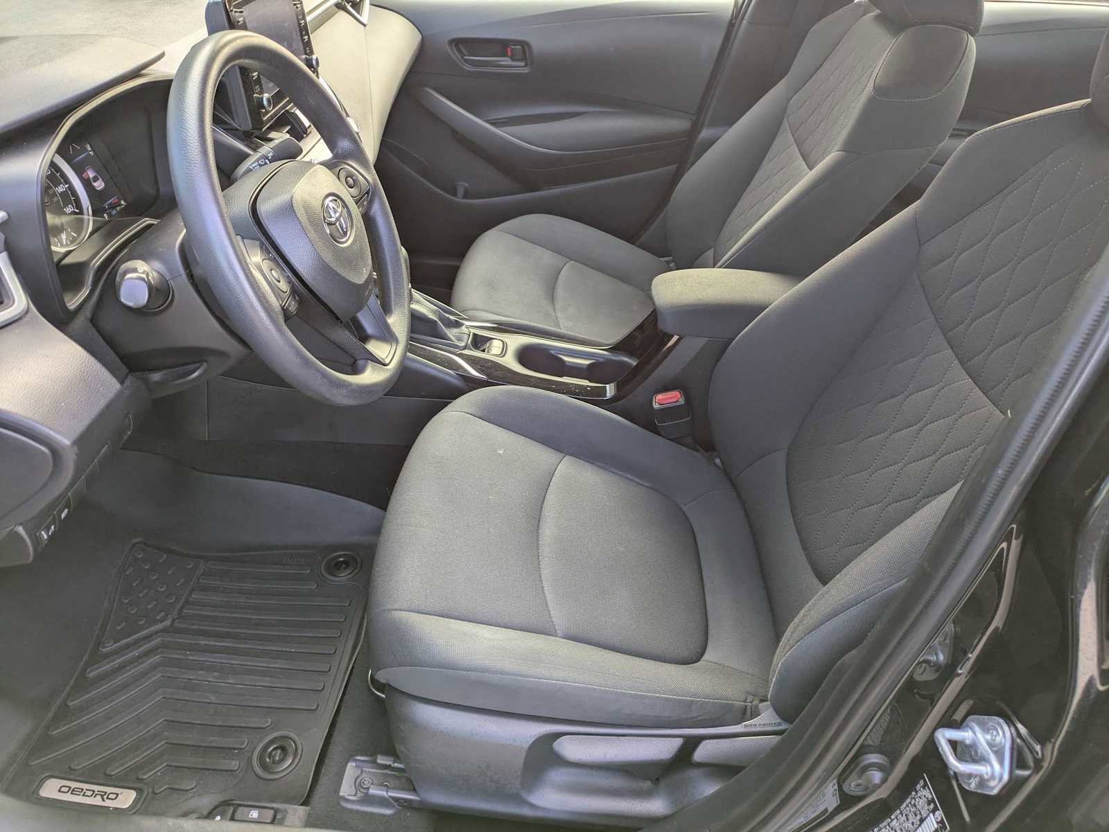 Used 2022 Toyota Corolla LE image 16