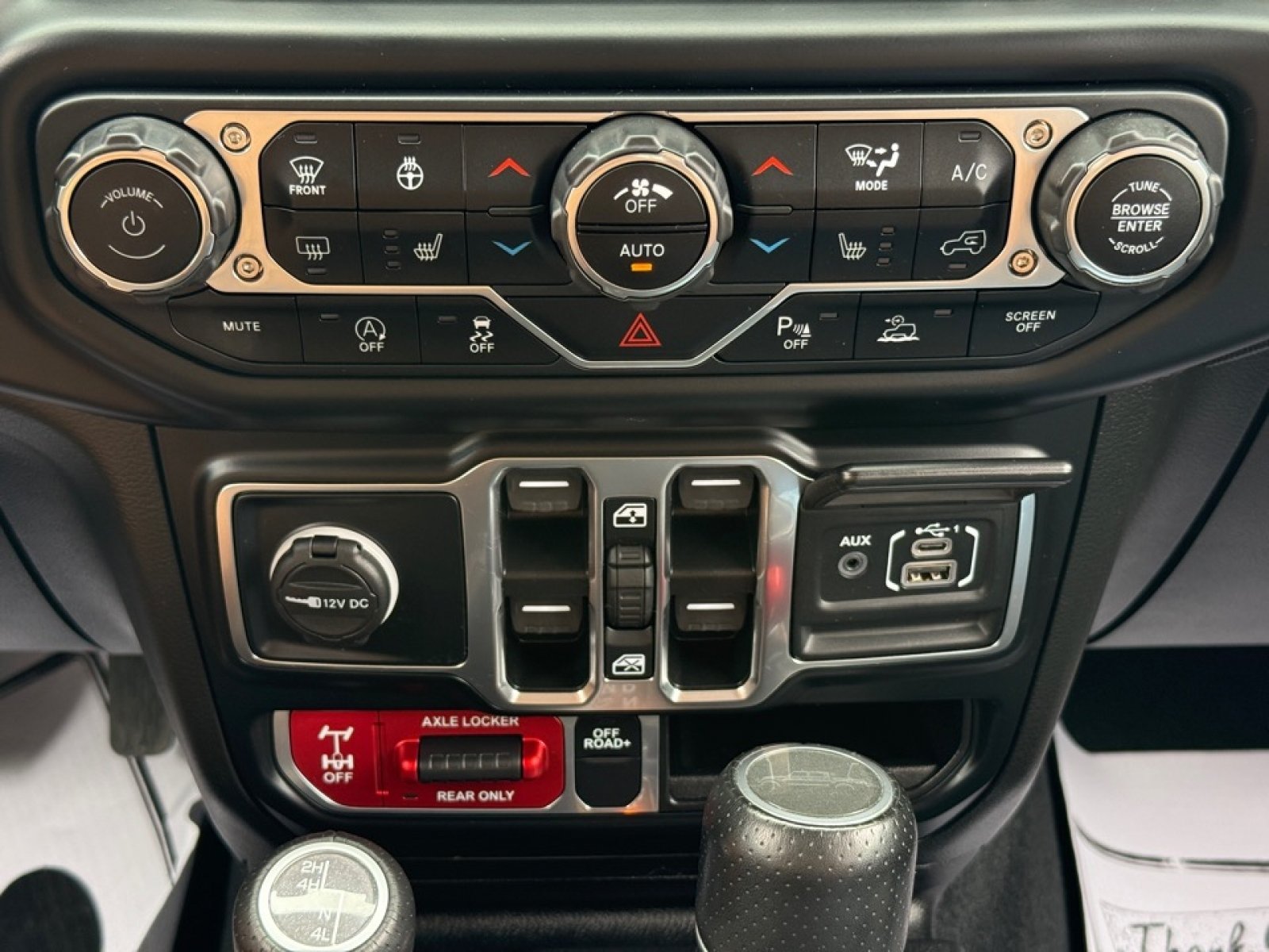 Used 2021 Jeep Gladiator Mojave w/ Uconnect 4C Nav & Sound Group AWD/4WD image 17