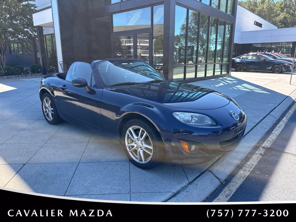 Used 2012 MAZDA MX-5 Miata Sport RWD image 1
