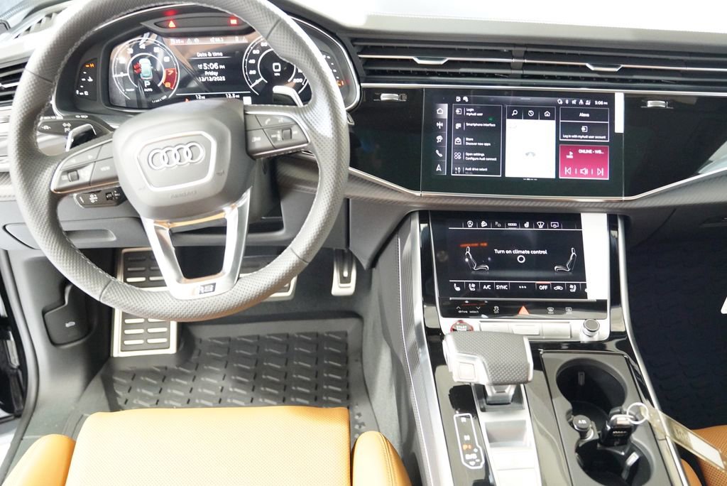 New 2026 Audi RS Q8 performance image 10