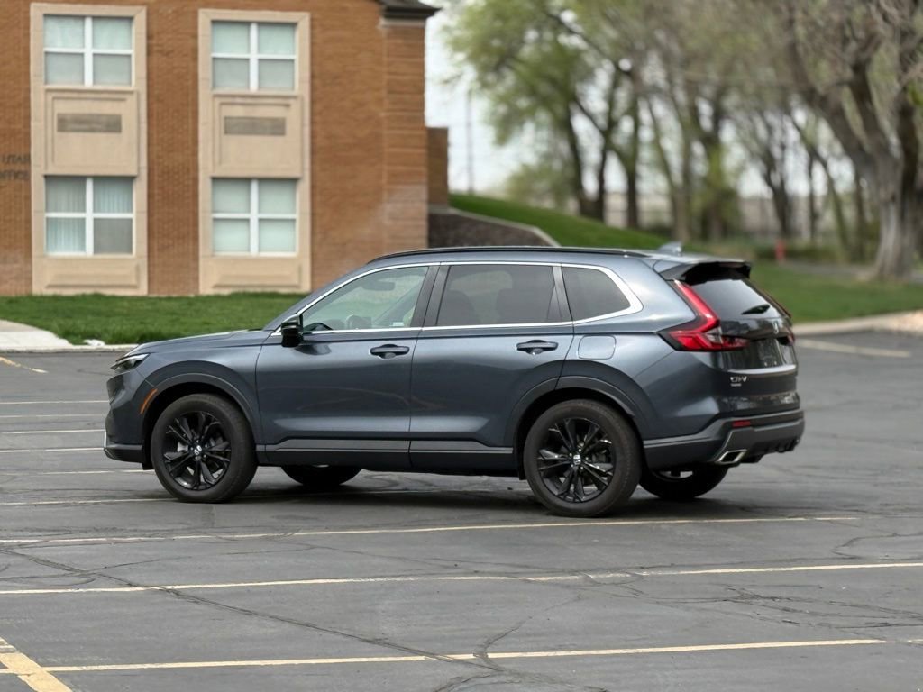 Used 2023 Honda CR-V Sport Touring image 7