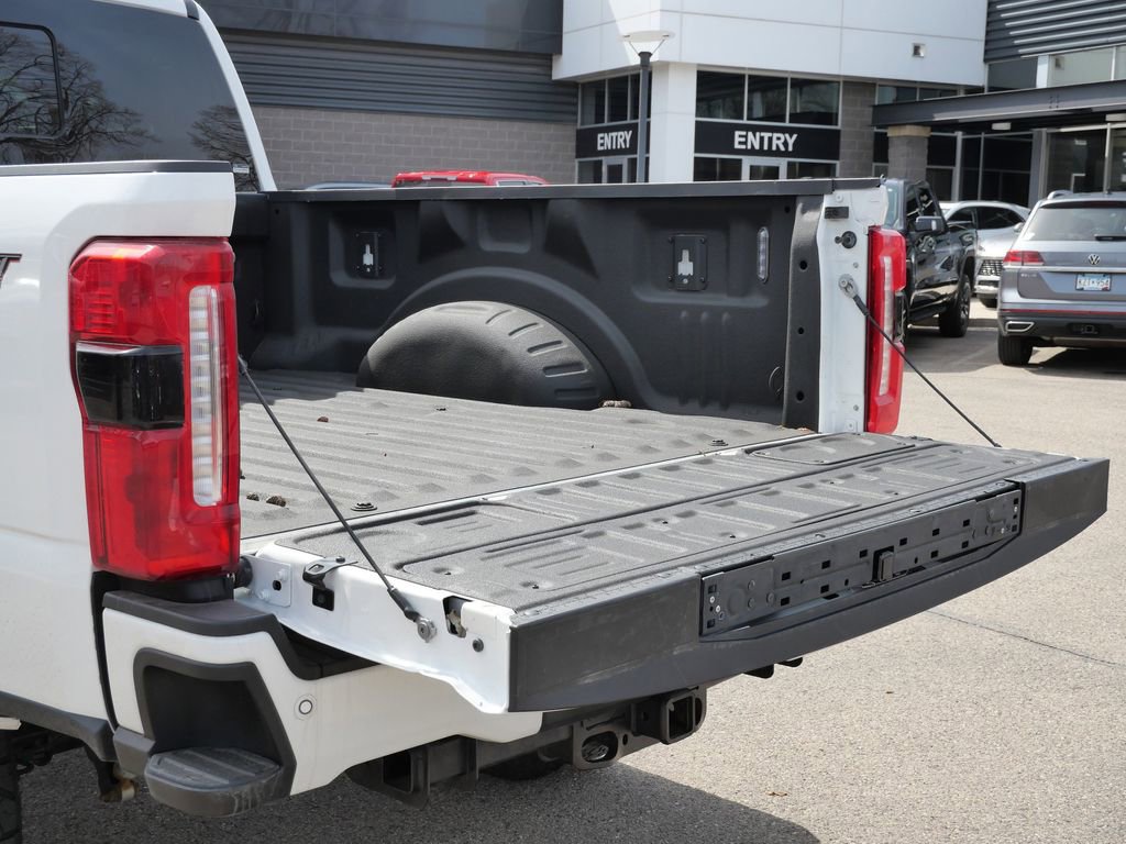 Used 2023 Ford F250 Lariat w/ Lariat Ultimate Package image 24