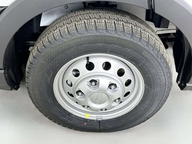 New 2026 Ford Transit 250 148 Medium Roof Extended AWD image 27