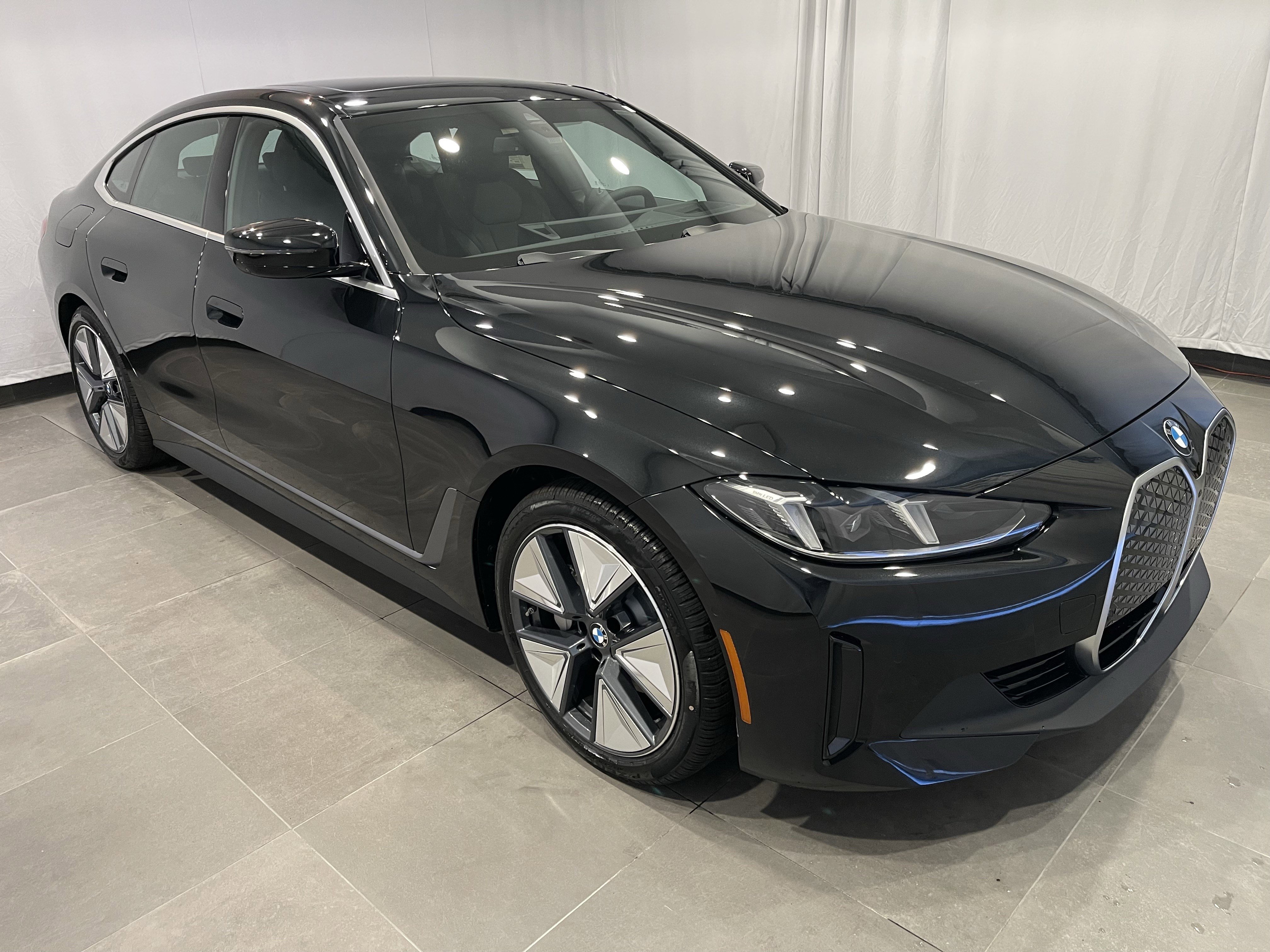 New 2026 BMW i4 xDrive40i w/ Premium Package AWD/4WD image 3