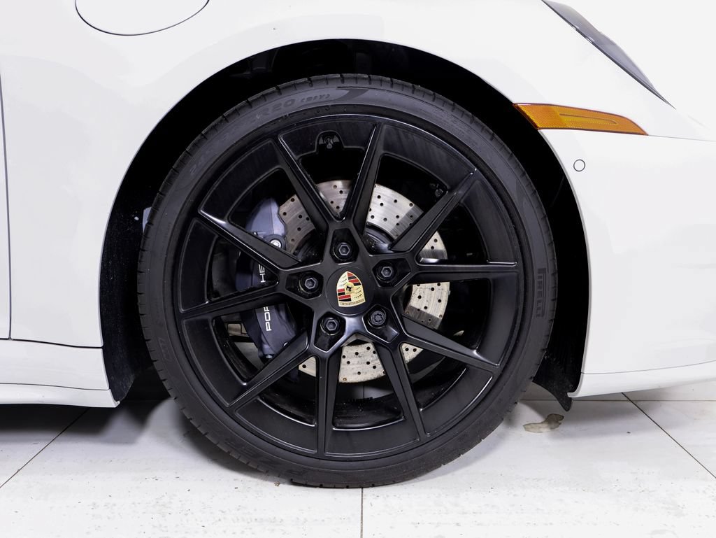 Certified 2026 Porsche 911 Carrera RWD image 24
