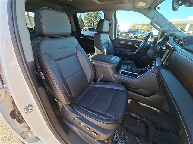 Used 2025 GMC Sierra 2500 Denali image 17