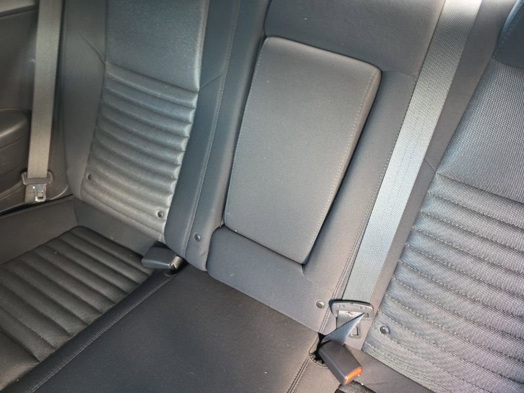 Used 2012 Dodge Challenger SXT image 16