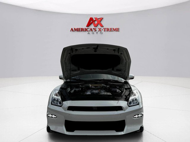 Used 2024 Nissan GT-R w/ Floor Mat Package AWD/4WD image 60