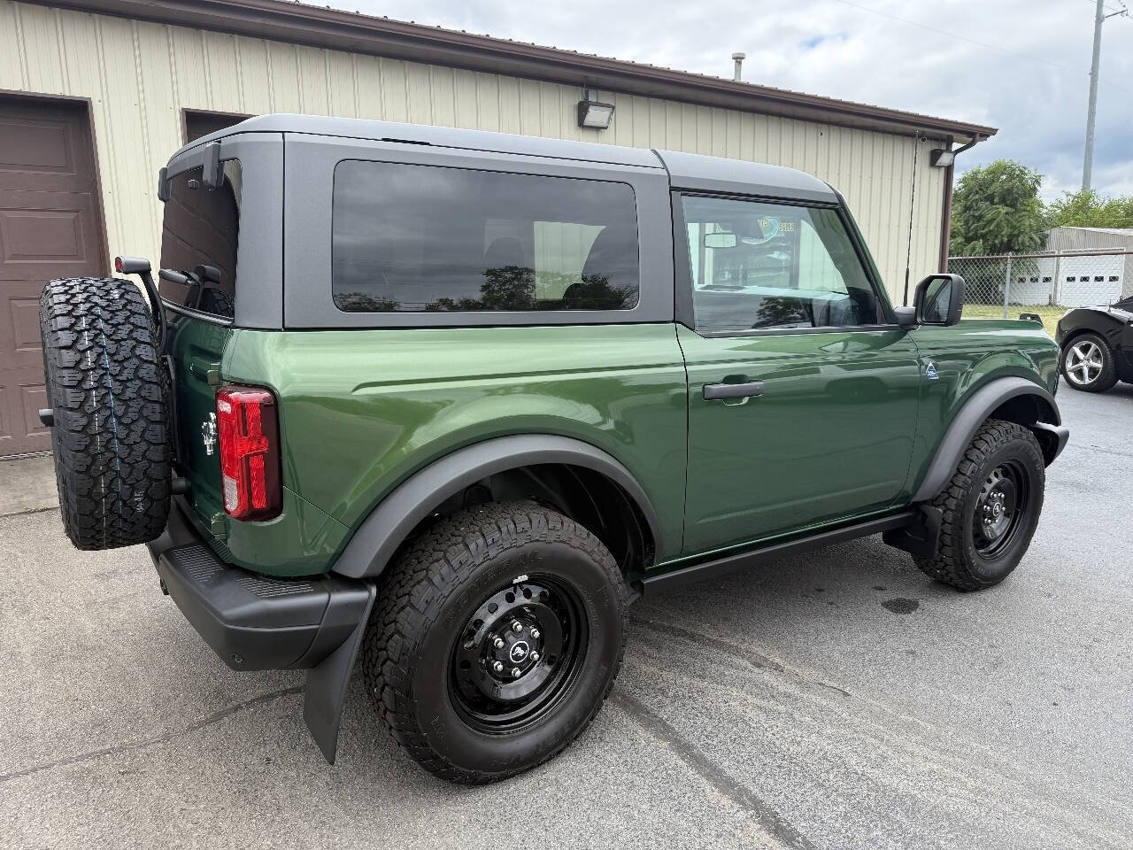 Used 2023 Ford Bronco Black Diamond AWD/4WD image 6