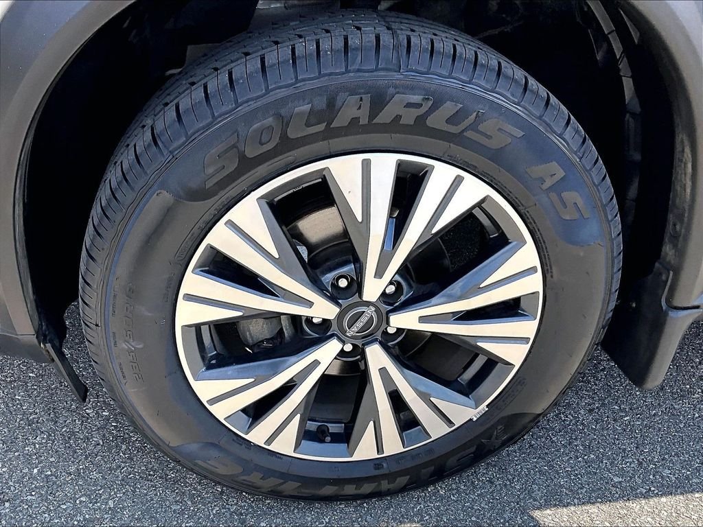 Used 2023 Nissan Rogue SV w/ SV Premium B Package AWD/4WD image 7