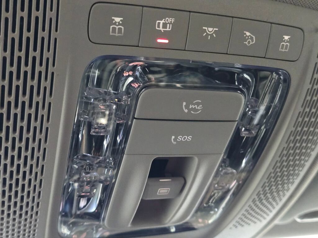 Used 2022 Mercedes-Benz GLA 250 4MATIC w/ Premium Package Lite image 44