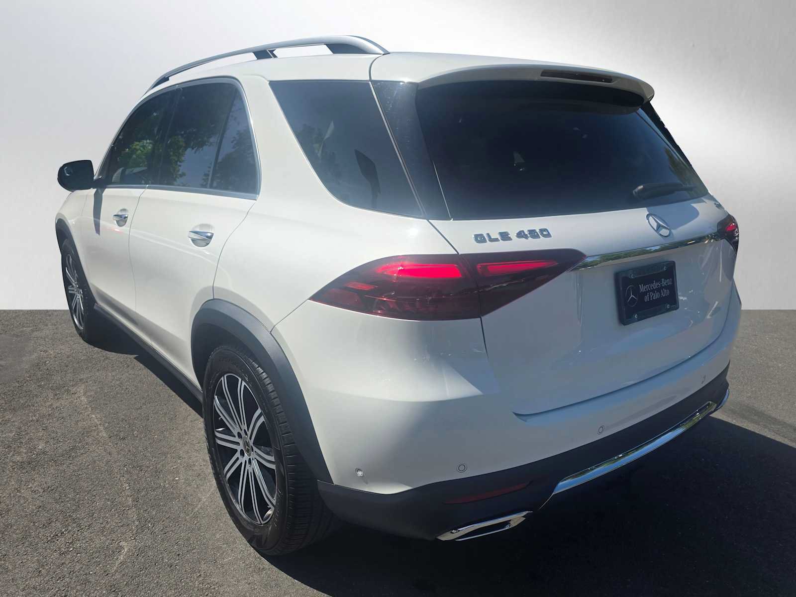 Certified 2024 Mercedes-Benz GLE 450 4MATIC image 5