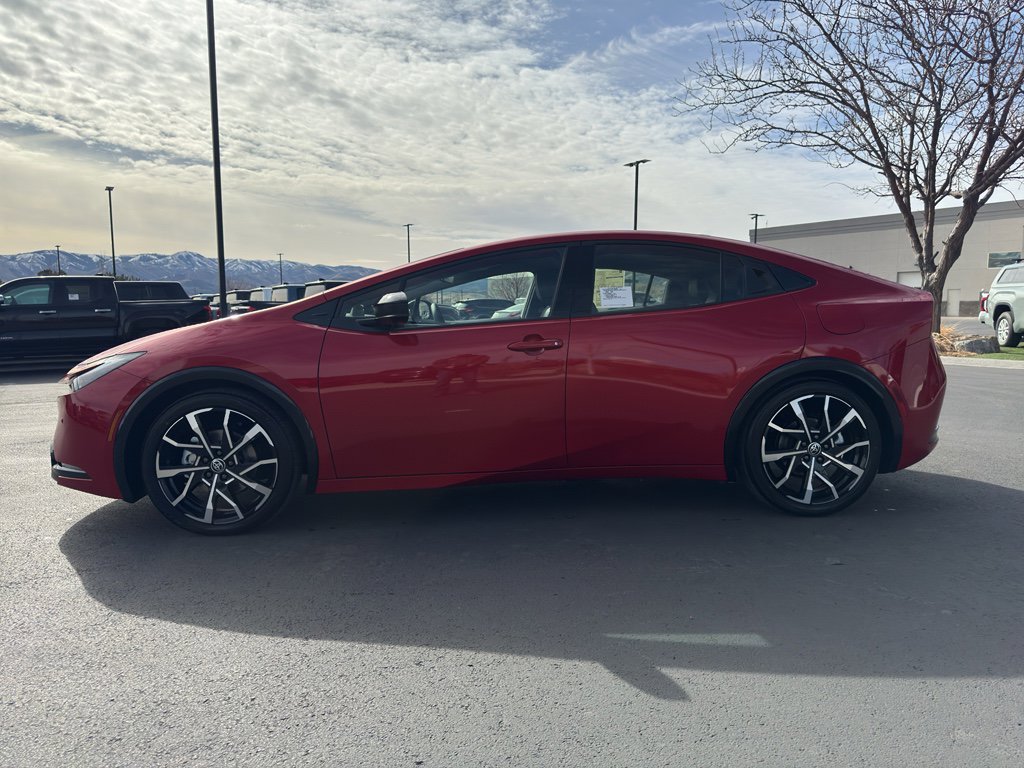 New 2026 Toyota Prius Plug-In Hybrid image 4