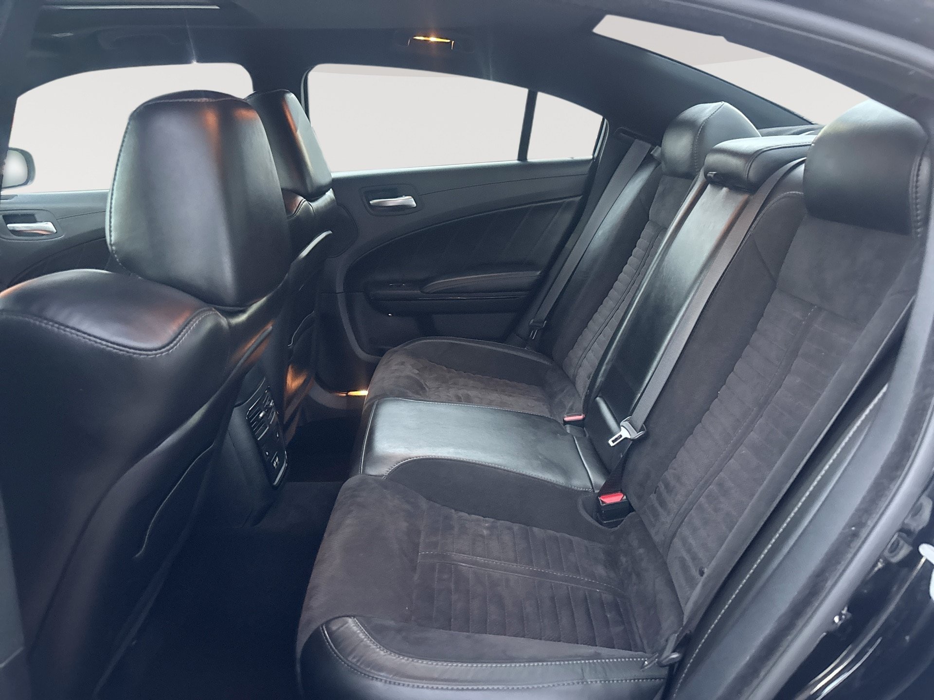 Used 2020 Dodge Charger Scat Pack w/ Daytona Edition Group RWD image 26