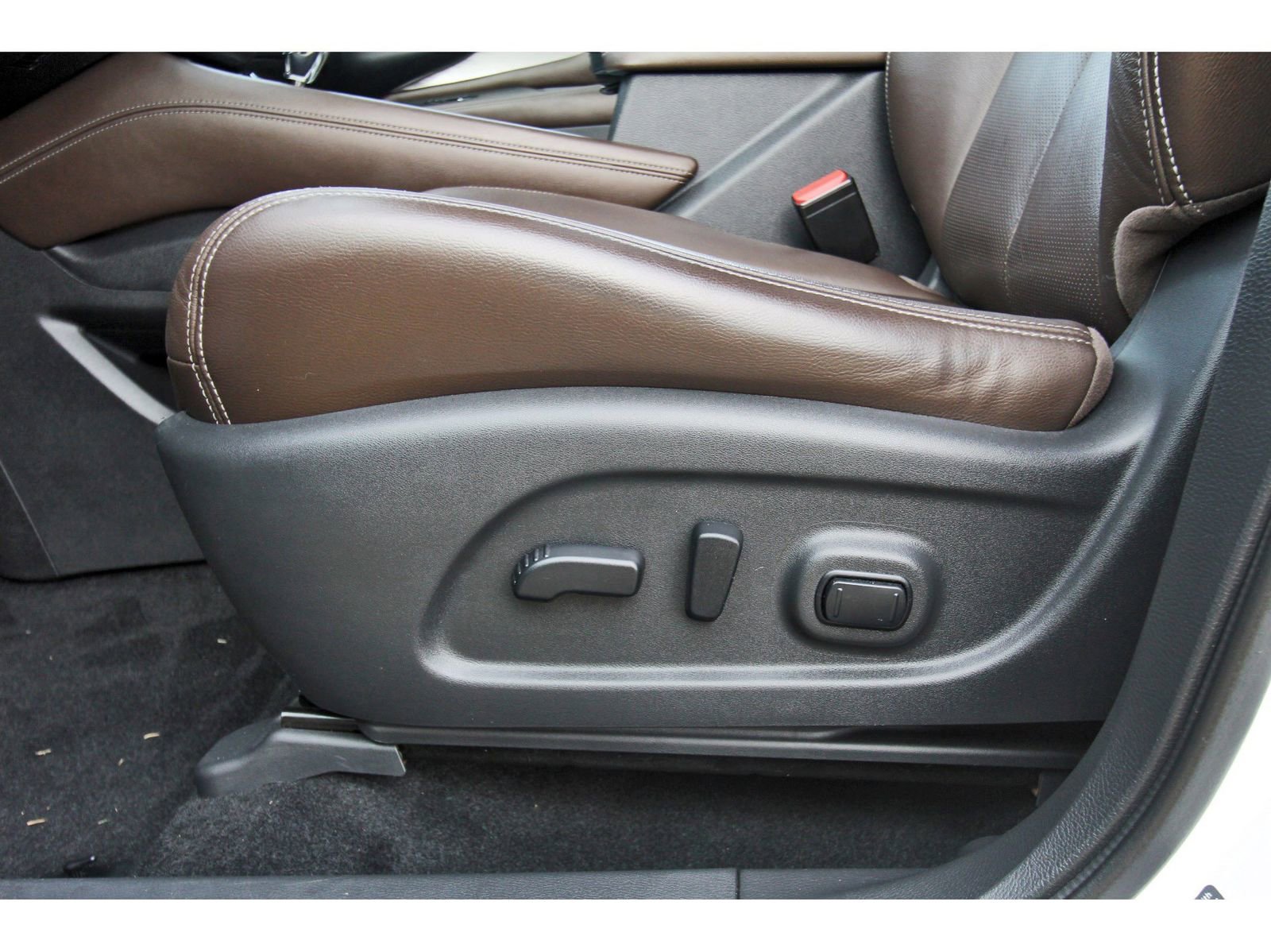 Used 2015 Nissan Murano Platinum w/ Platinum Technology Package image 31