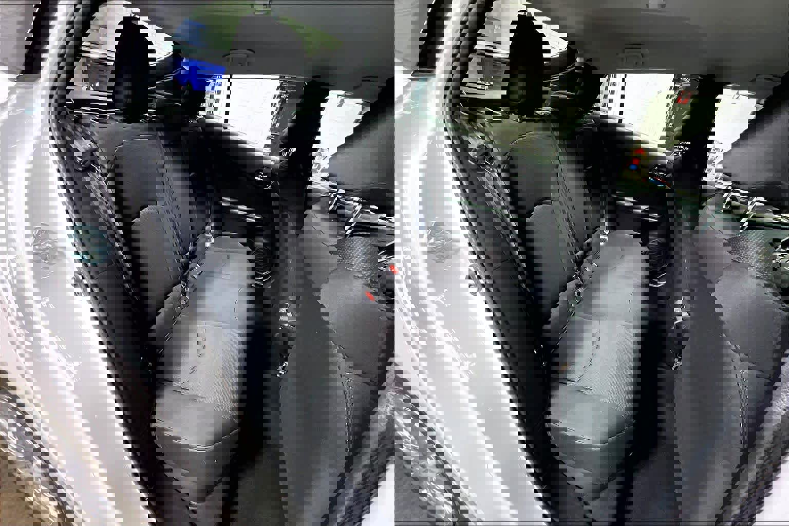 Used 2021 Toyota Prius L Eco FWD image 19