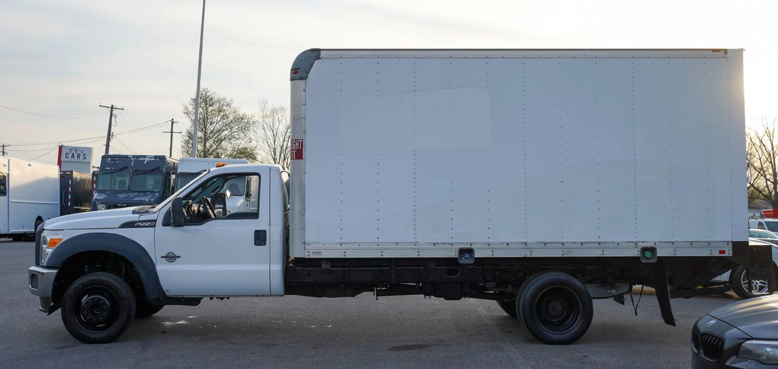 Used 2015 Ford F550 2WD Regular Cab Super Duty image 4