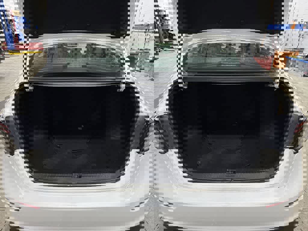 Used 2023 Honda Accord LX image 11