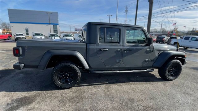 Used 2020 Jeep Gladiator Sport w/ Quick Order Package 24S image 2