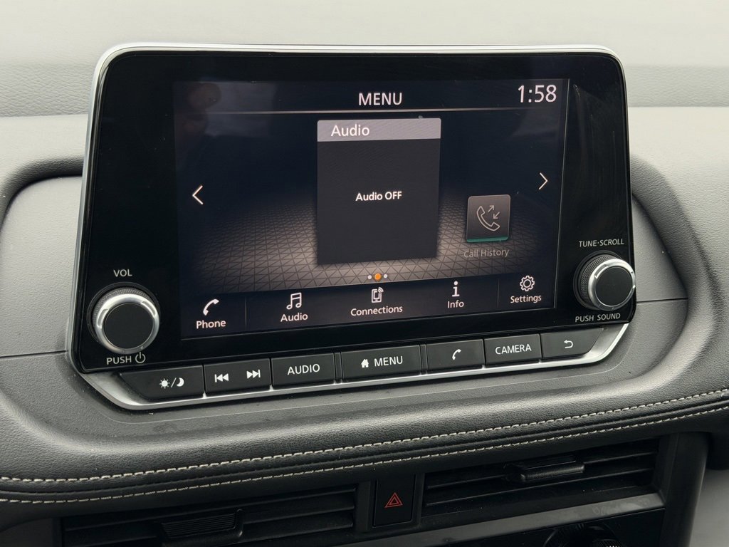 Used 2024 Nissan Rogue S image 30