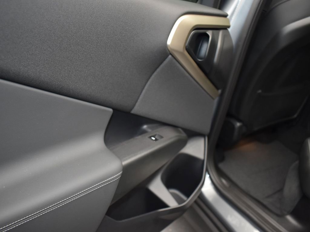 Certified 2025 BMW X3 xDrive30i w/ Premium Package image 15