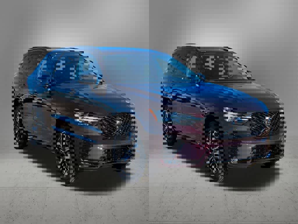 New 2026 Volvo XC60 B5 Plus w/ Protection Package Premier image 8