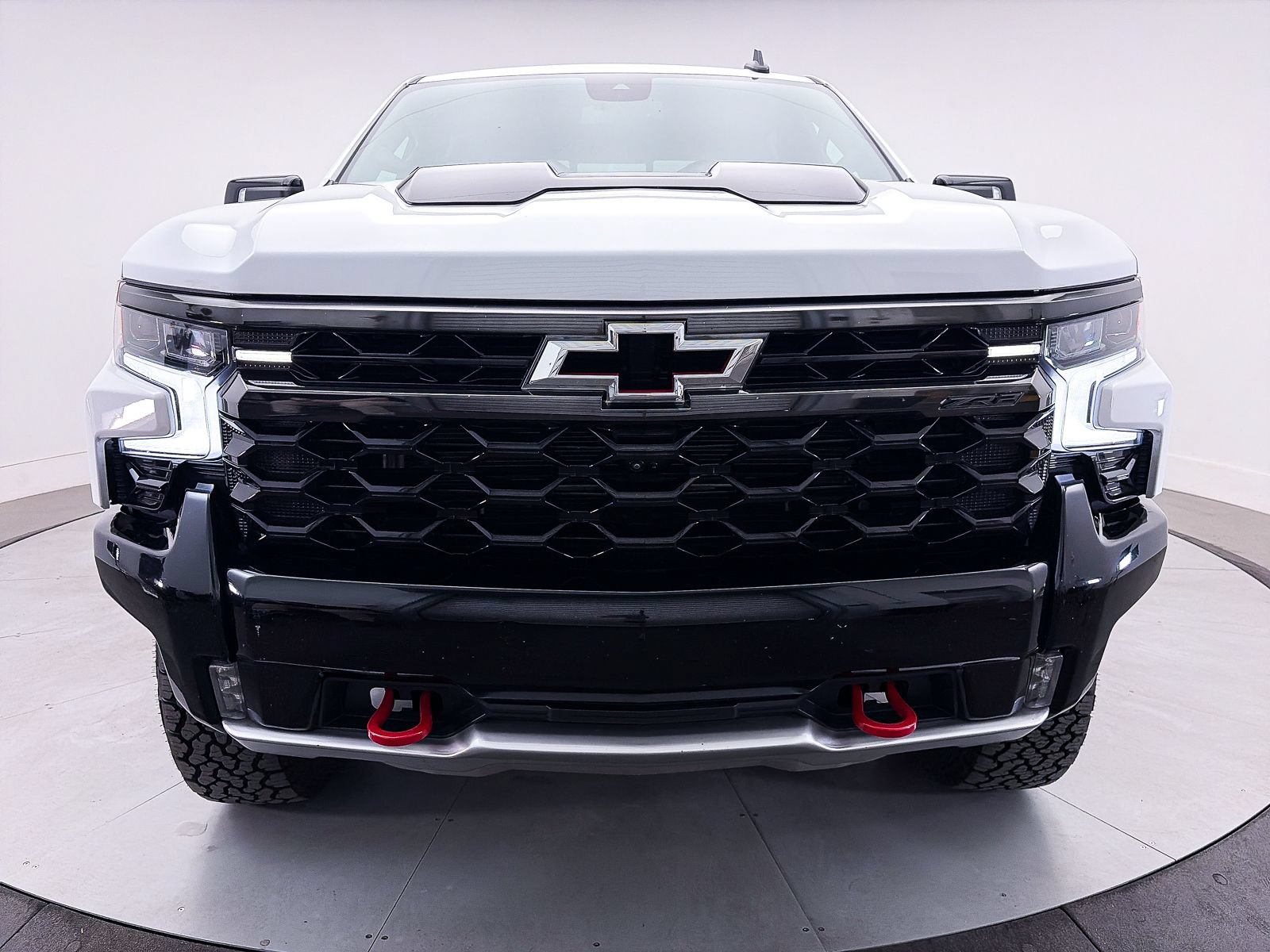 Used 2024 Chevrolet Silverado 1500 ZR2 w/ LPO, Dark Essentials Package AWD/4WD image 18