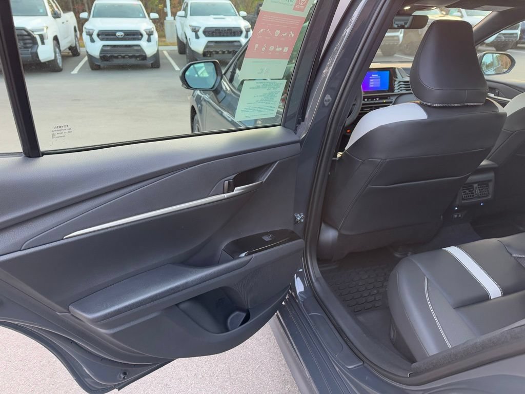 New 2026 Toyota Camry SE w/ Convenience Package FWD image 28