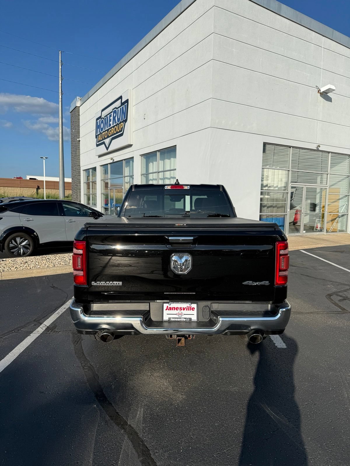 Used 2021 RAM 1500 Laramie AWD/4WD image 4