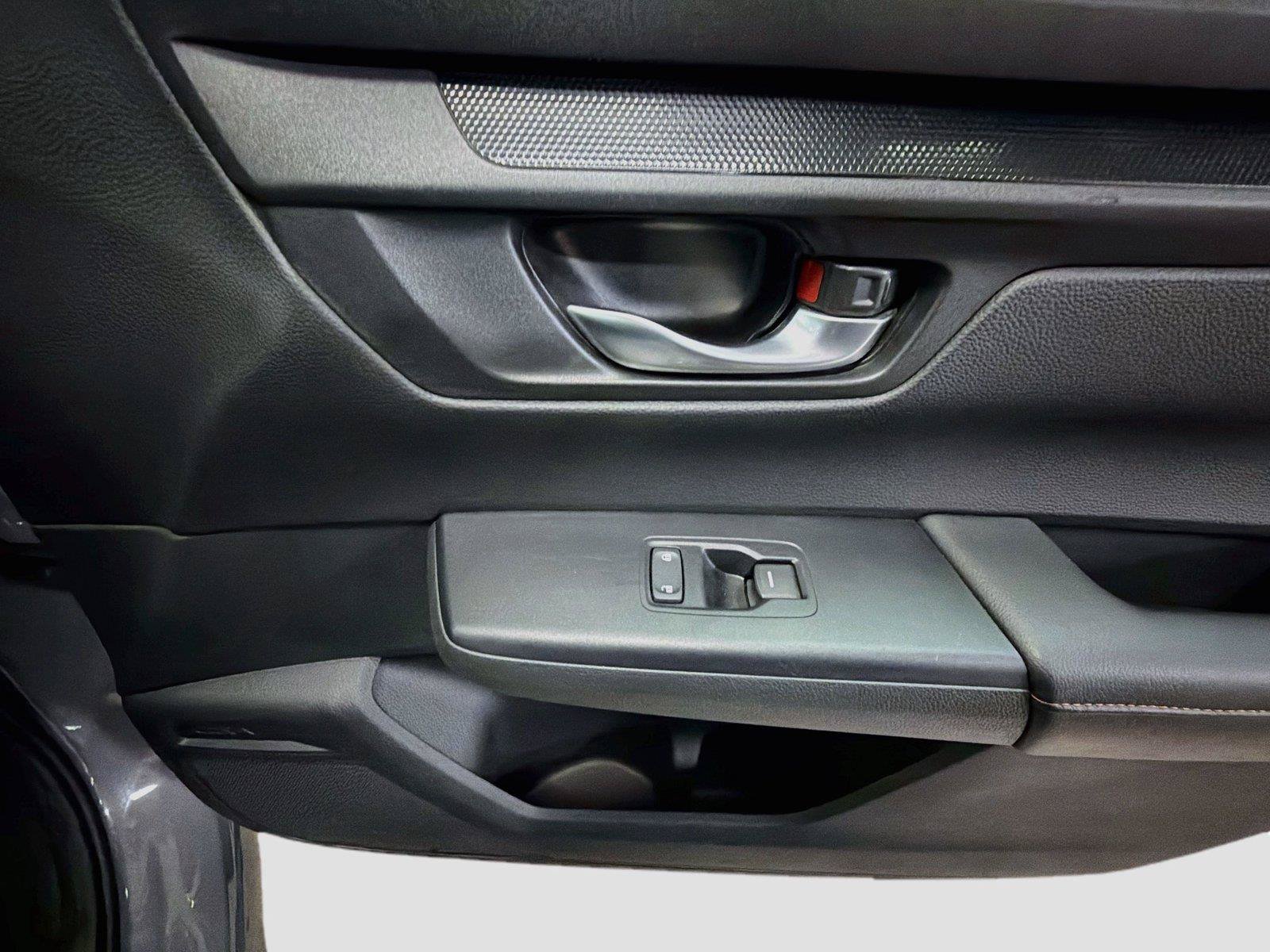 Used 2024 Honda CR-V Sport image 30