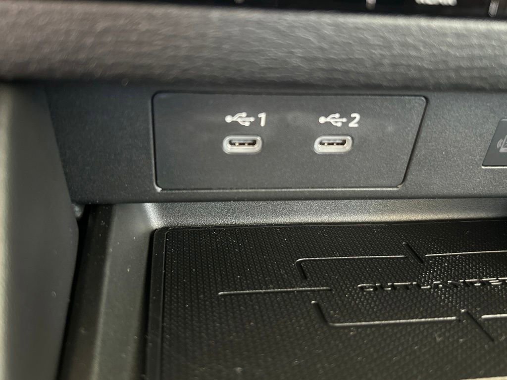 New 2026 Mitsubishi Outlander LE FWD image 44