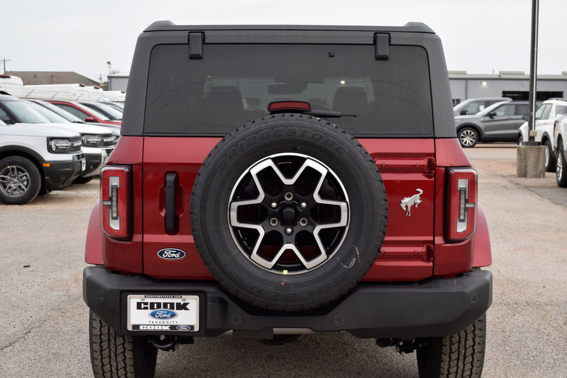 New 2026 Ford Bronco Outer Banks image 5