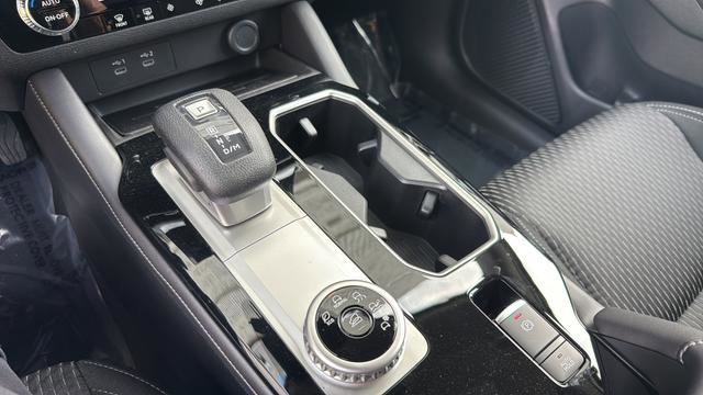 New 2026 Mitsubishi Outlander ES image 20