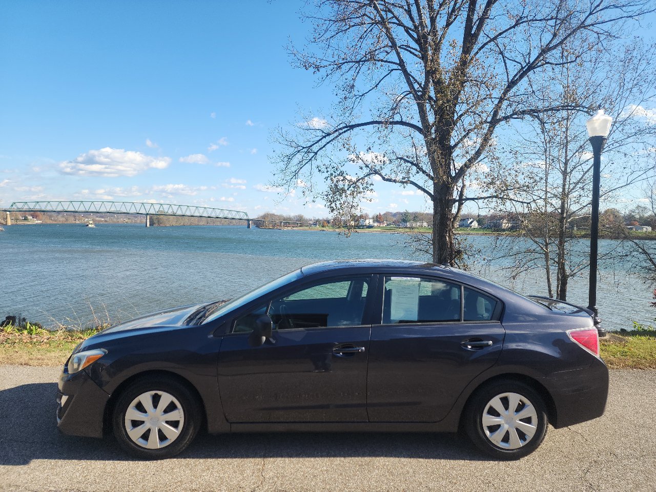 Used 2015 Subaru Impreza 2.0i image 2