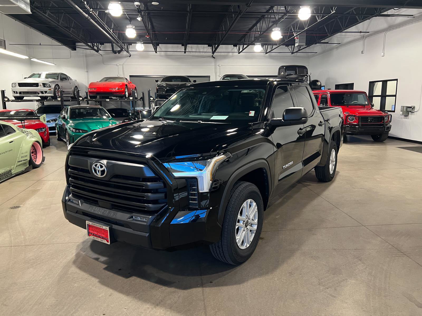 Used 2024 Toyota Tundra SR5 AWD/4WD image 7