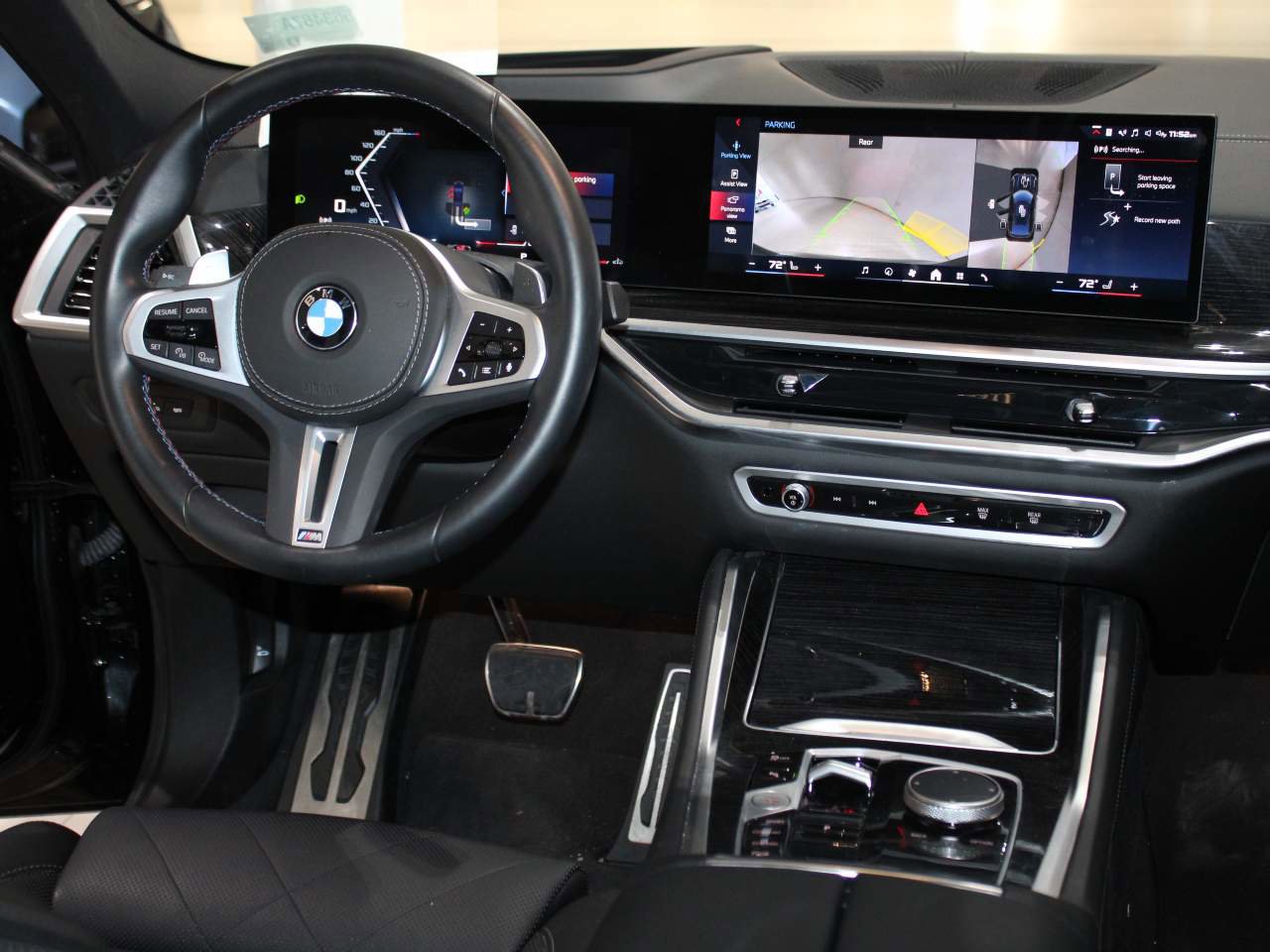 Certified 2025 BMW X6 M60i w/ Parking Assistance Package image 17