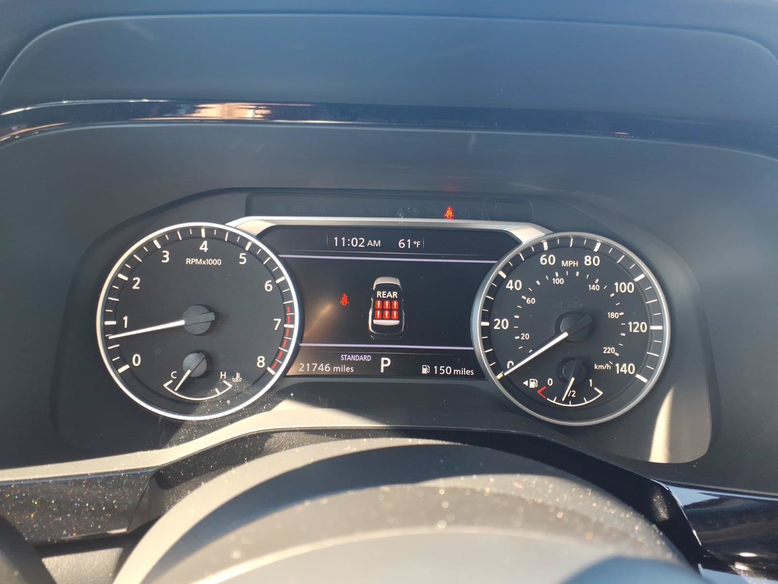 Used 2025 Nissan Pathfinder SV FWD image 29