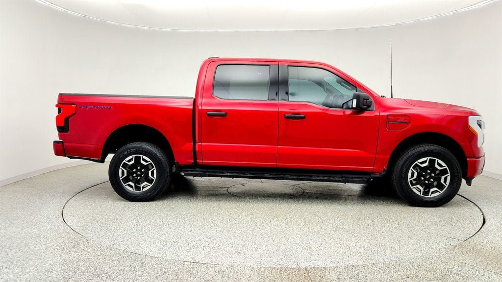 Used 2023 Ford F150 Lightning XLT AWD/4WD image 4
