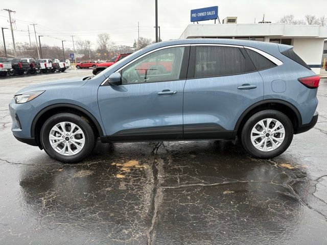 Used 2024 Ford Escape Active w/ Tech Pack #2 image 2