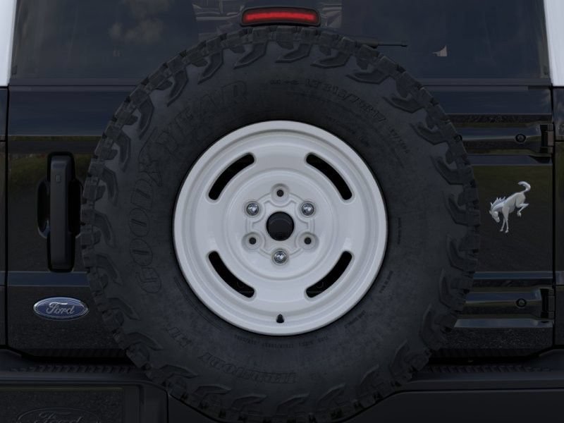 New 2025 Ford Bronco Heritage Edition AWD/4WD image 24